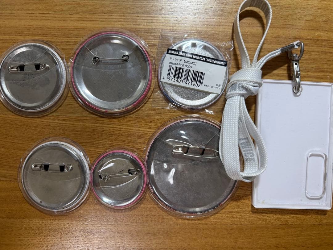 TWICE モモ 痛バ まとめ売り 缶バッジ misamo トレカ モブリー