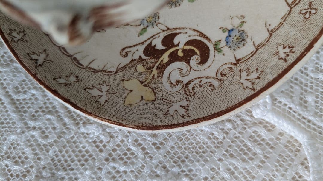 クレイユモントロー alexandra蓋付きソーシエール フランス アンティーク