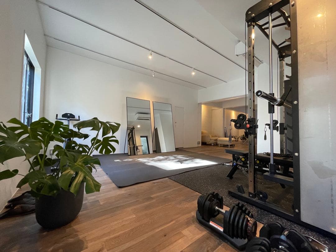 パーソナルトレーニングジム開業必見スタックマルチスミスマシーン&ウェイトセット