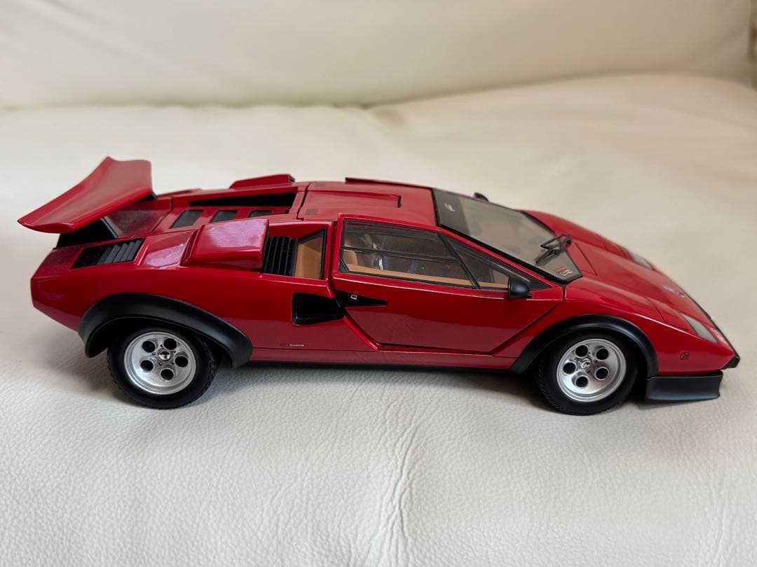 京商 ランボルギーニ カウンタック ウォーターウルフ 1/18