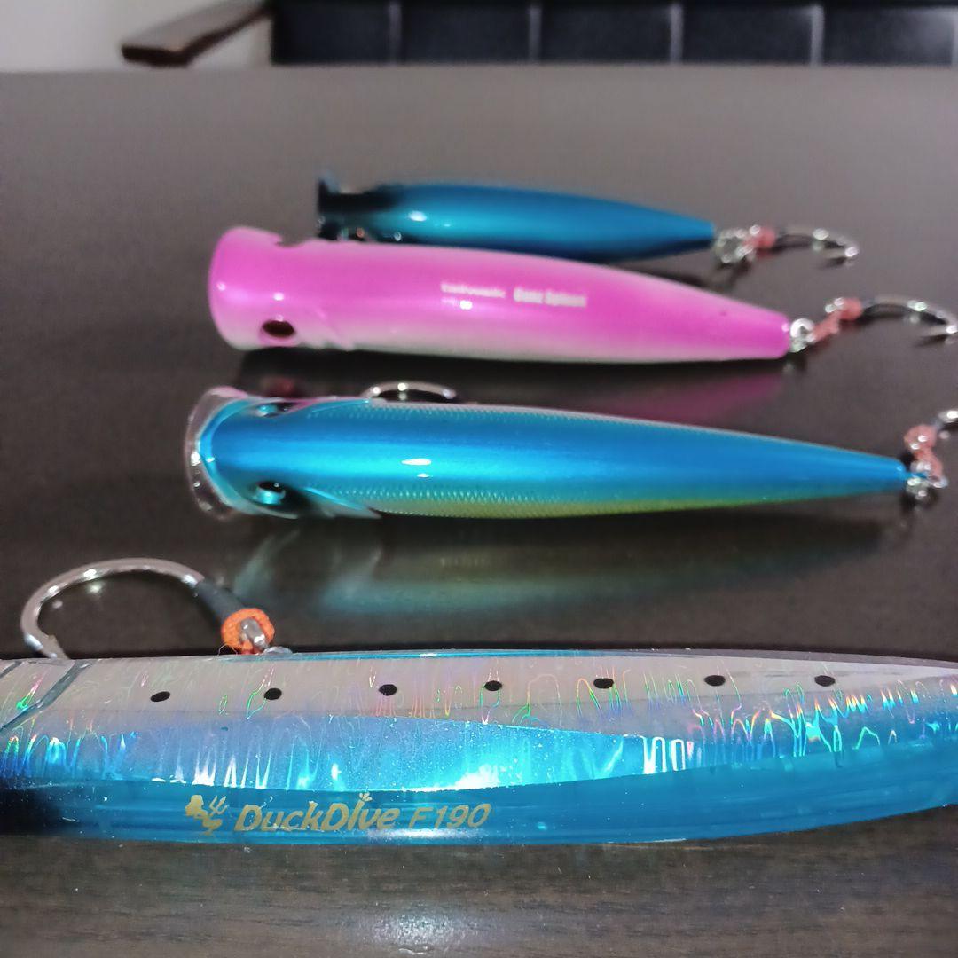 キハダ　ヒラマサ　ブリ青物用オフショアルアーまとめて19本！ケース付き