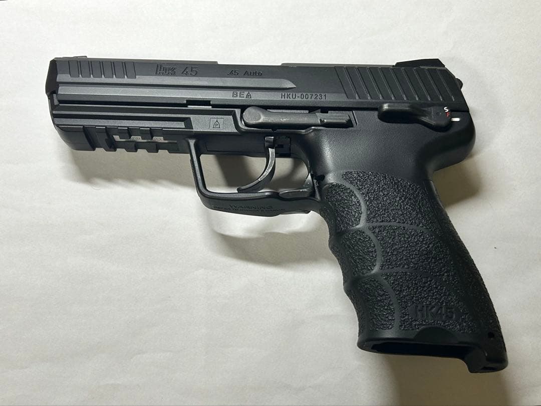 い*ん様 東京マルイ製ガスガン（H&K hk45）ホルスター、6ミリdd弾付き