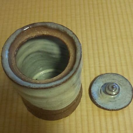 A 24       茶道     水指・萩