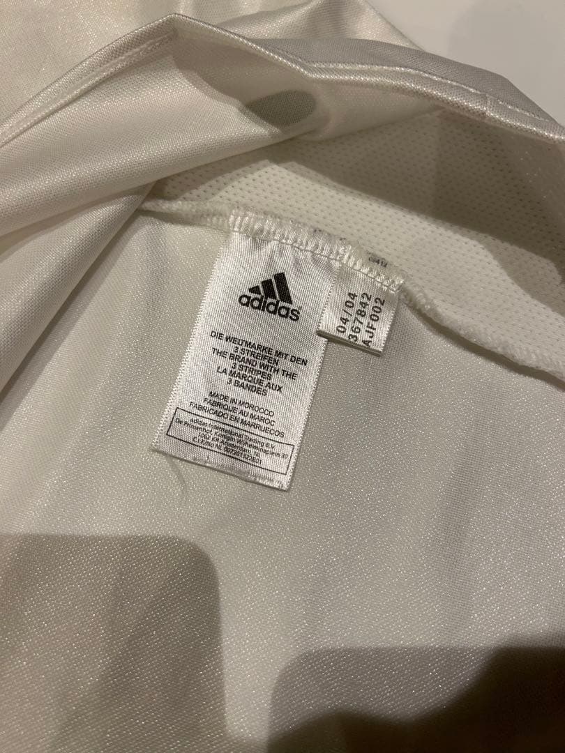 (サイン入り・着用ユニフォーム)レアル・マドリード GUTIサイン入りジャージ