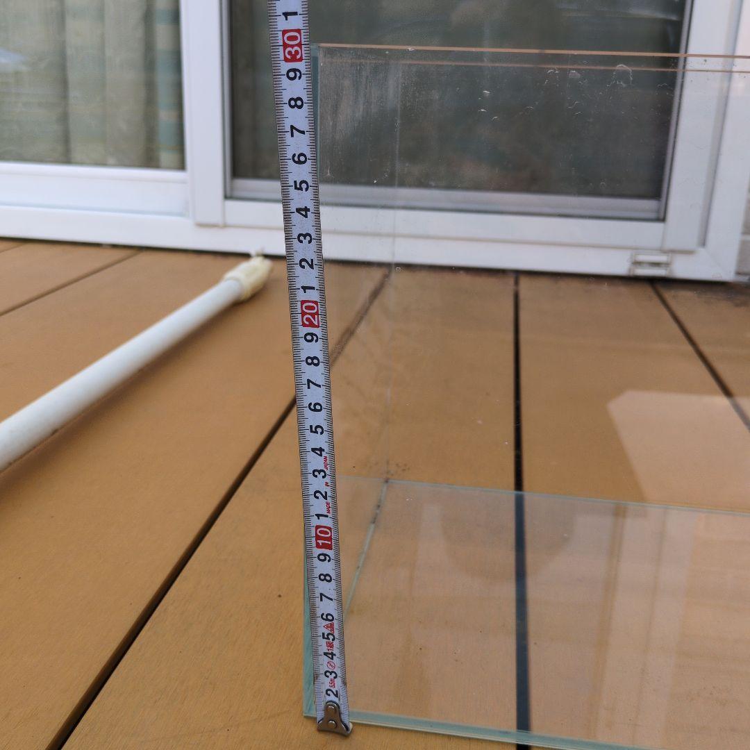 アクリル水槽 約60cm x 30cm x 30cm
