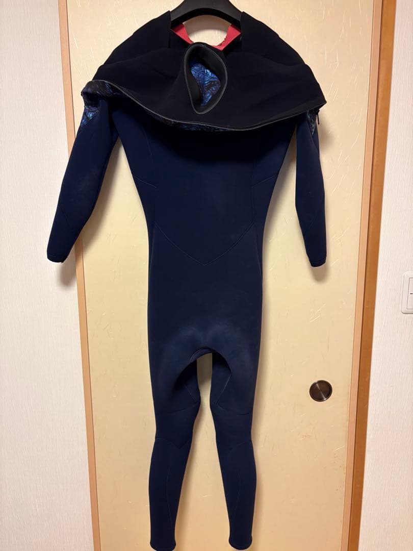 超美品O'NEILL サイコ3㎜フルスーツ ロングチェストジップ　ネイビー