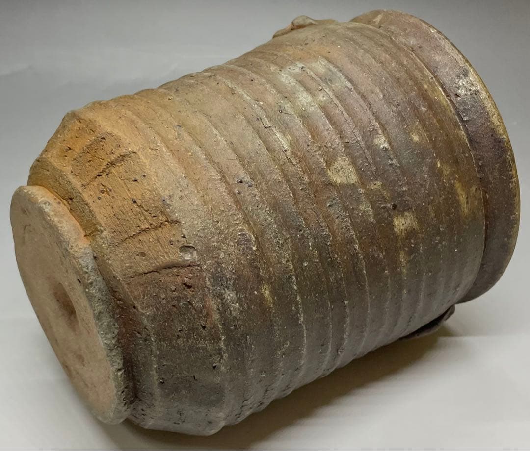 古備前　桂又三郎織　輪耳種壺水指　江戸末期　Y441