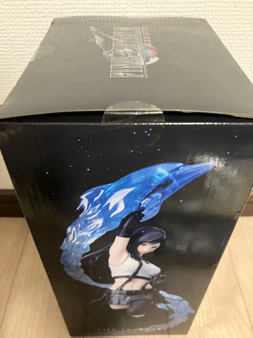 一番くじ　ファイナルファンタジー　A賞　ラストワン賞　クラウド　ティファ