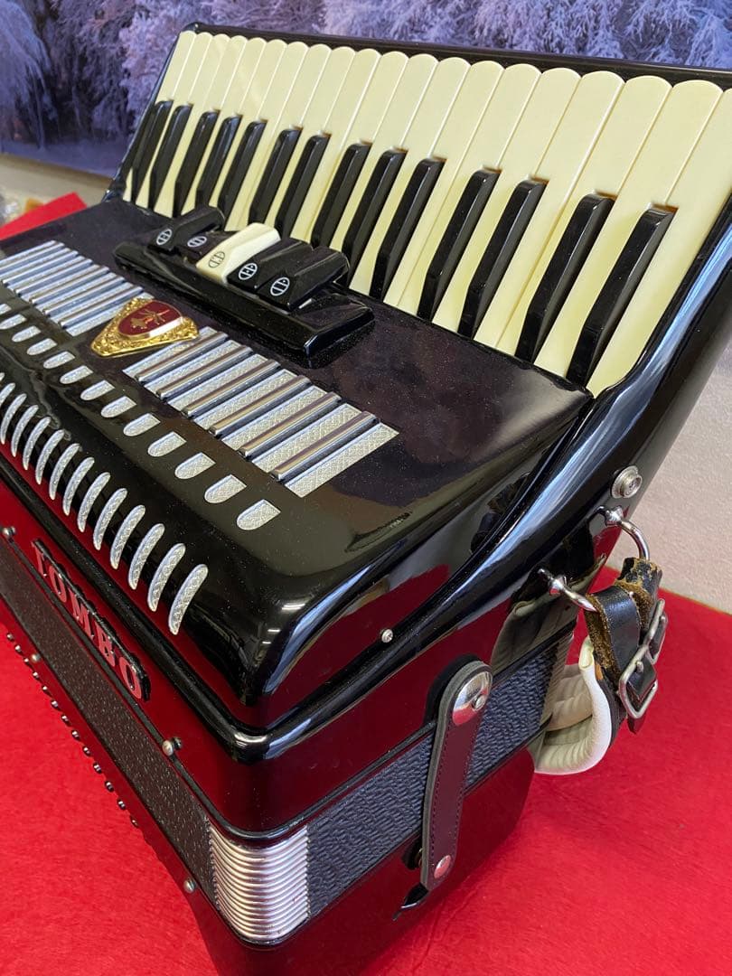 ざ*わ様 TOMBO アコーディオン 、初心者及び7.6kgは簡単な演奏会用