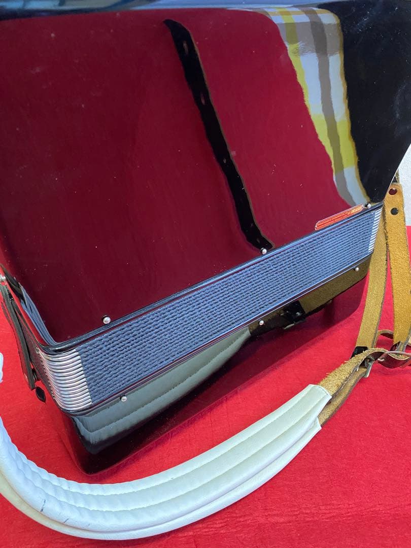 ざ*わ様 TOMBO アコーディオン 、初心者及び7.6kgは簡単な演奏会用