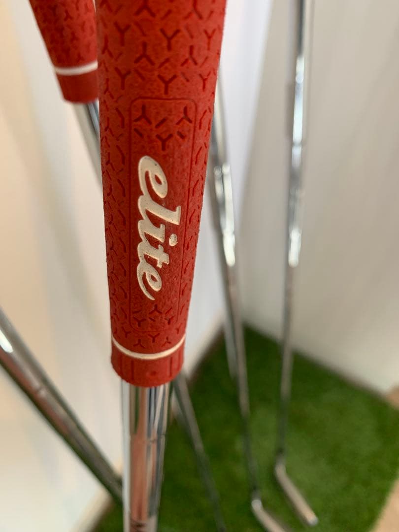 テーラーメイドSTEALTH ステルスアイアン5本（#6.#7.#8.#9.P