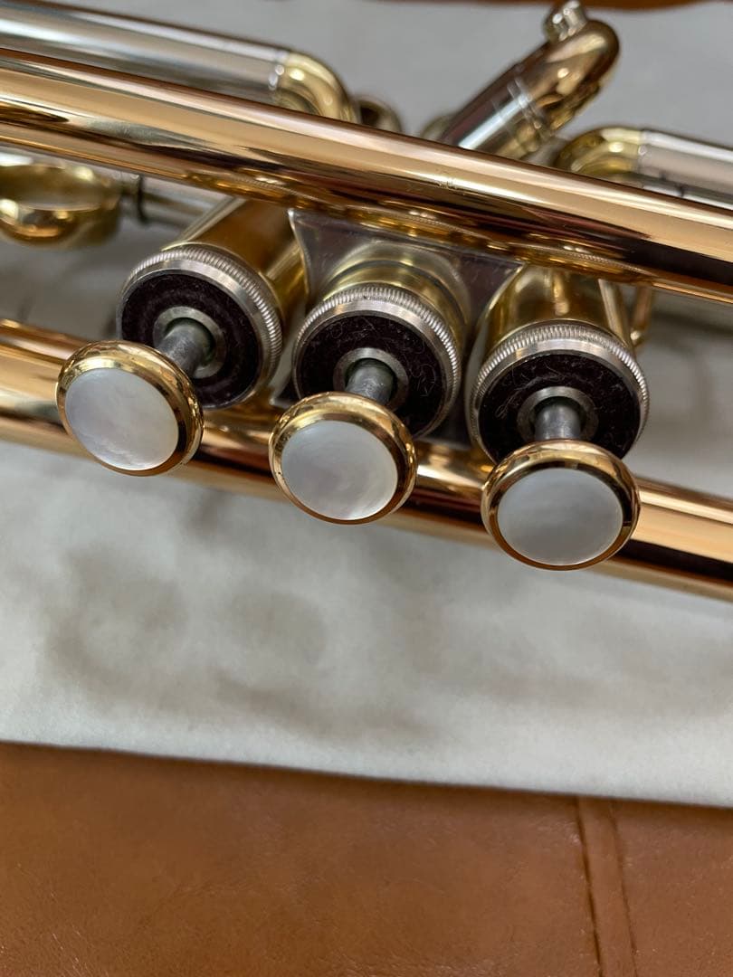 トランペット　JUPITER812R 純正ケース付　希少　ジュピター