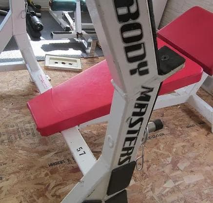 引き取り限定！ボディマスターズ　デクライン・ベンチプレス　業務用トレーニング器具