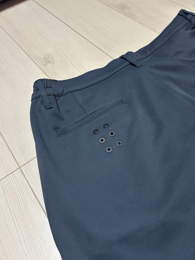 ラッセルノ★ゴルフパンツ　黒　サイズ5