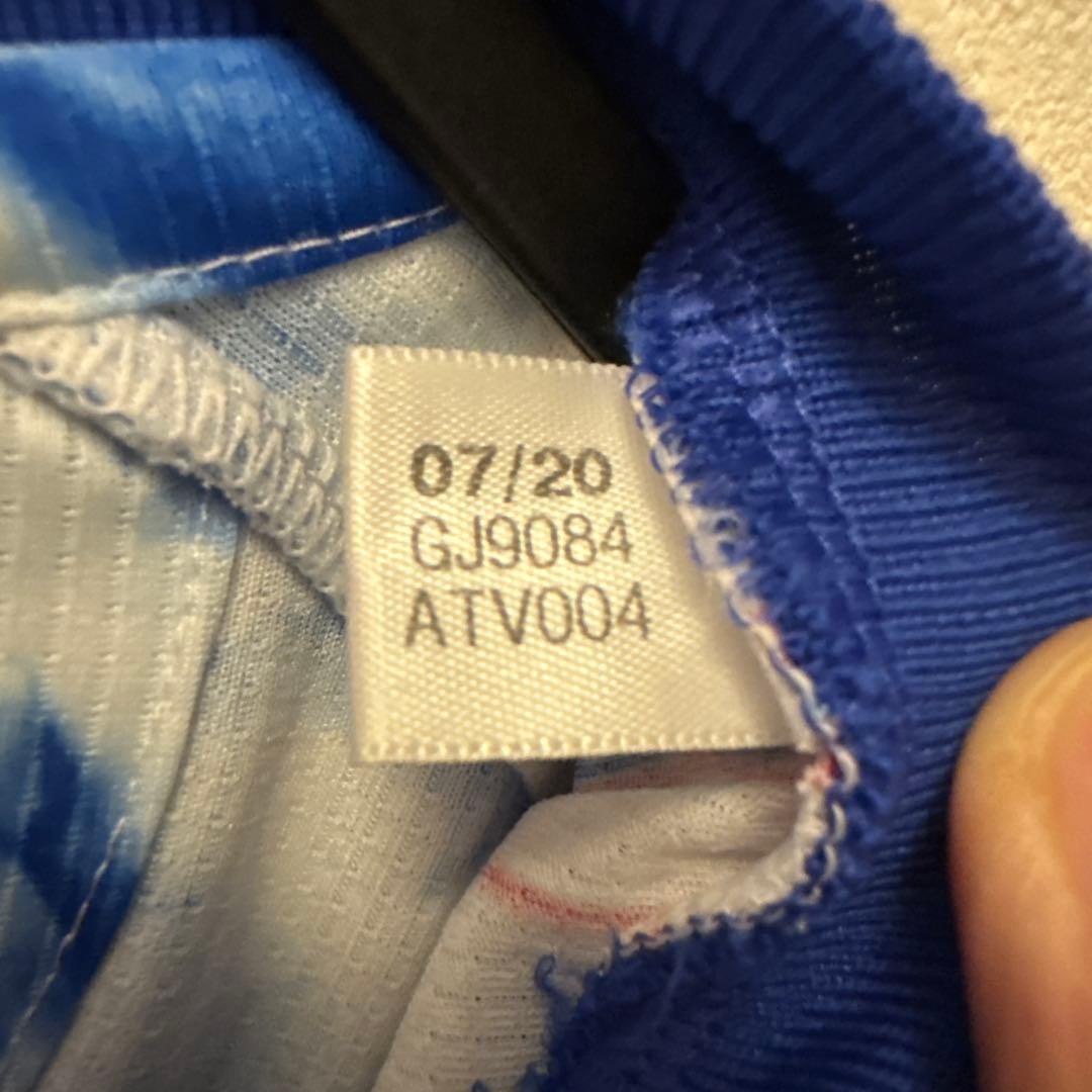 正規品 adidas マンチェスター・ユナイテッドHumanraceユニフォーム