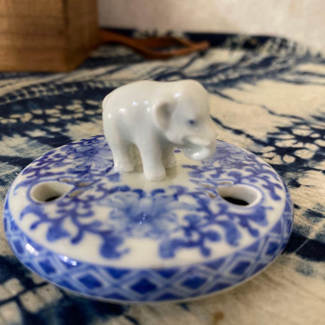 真葛香山　象蓋染付鳳凰香炉