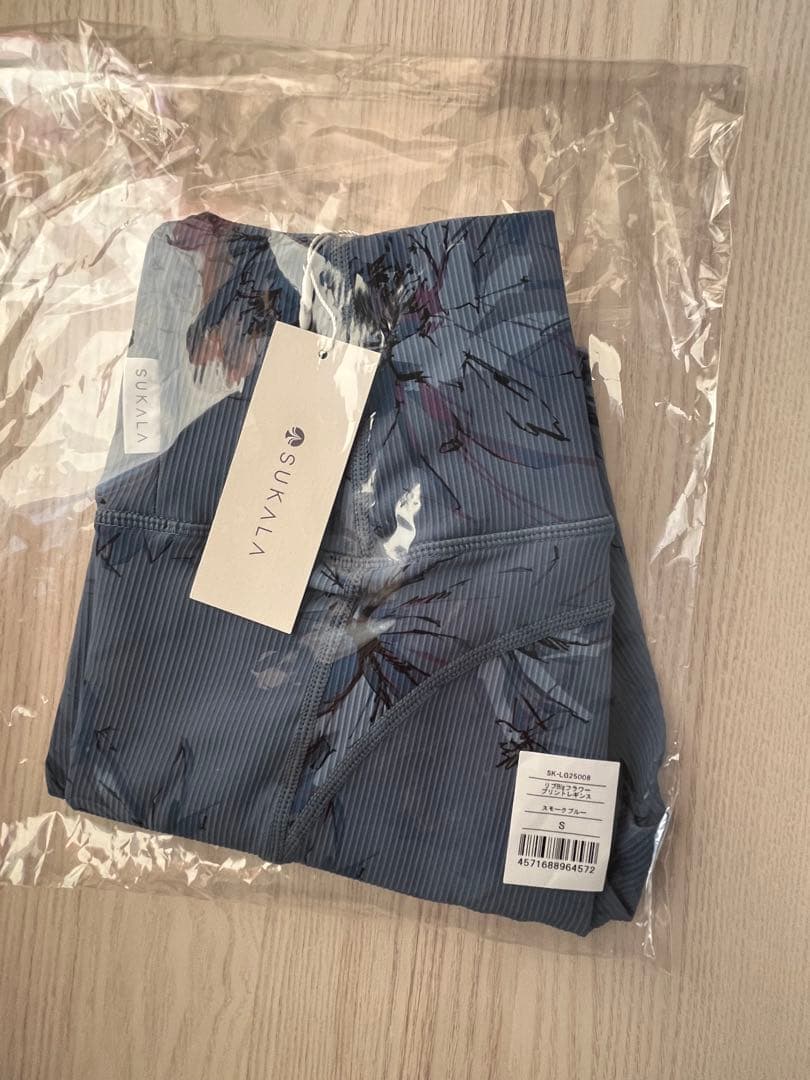 新品　SUKALAリブBig フラワープリント　レギンス　Sサイズ