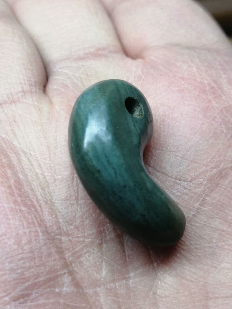 ★超貴重　古墳期『出雲石勾玉』出土品。本物。本物の古代勾玉です。