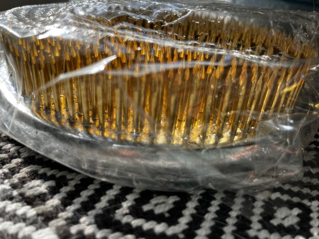 美品 水色の陶器製 花器 と 丸大形 高級剣山は新品未使用　ワレモノ発送致します