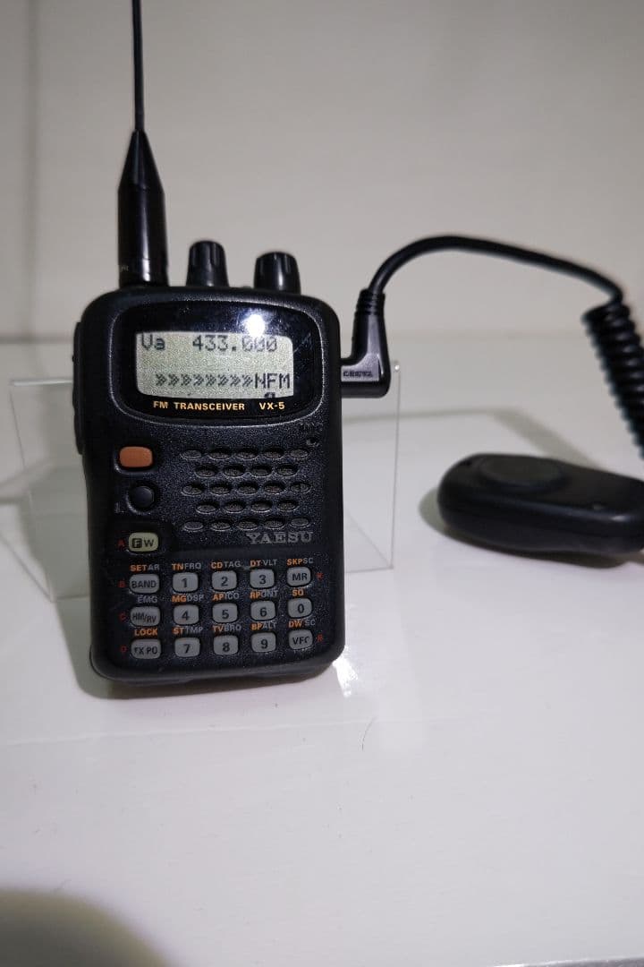 Yaesu八重洲 VX-5 ハンディ無線機