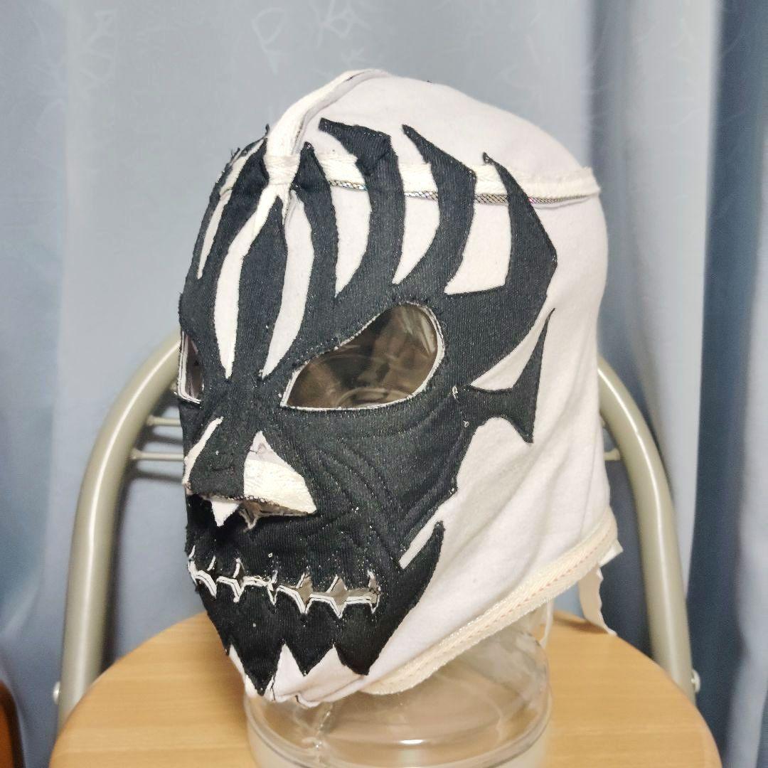 SUPER CACAO(NOSAWA論外) Autographed Mask.