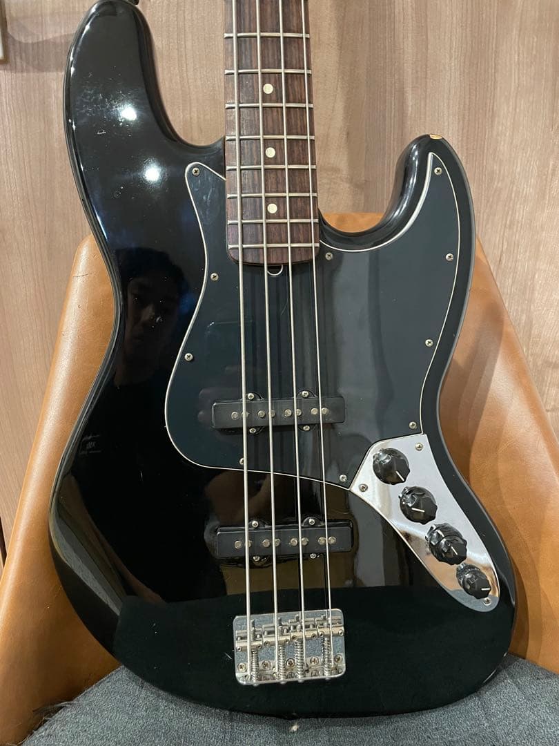 【かな】　フェンダーメキシコデラックスアクティブジャズベース