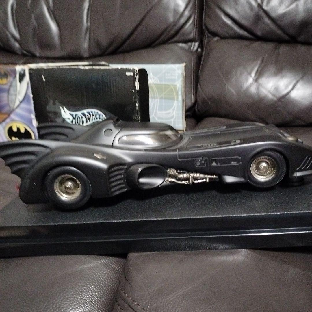 マテル　ホットウィール　バットマン バットモービル 1/18ダイキャストミニカー