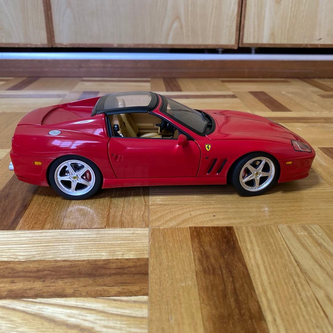 フェラーリ スーパーアメリカ 1/18