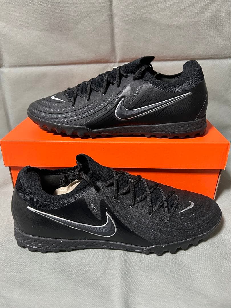 NIKE ナイキ　ファントムGX2 プロ　TF 黒　ブラック　フットサル