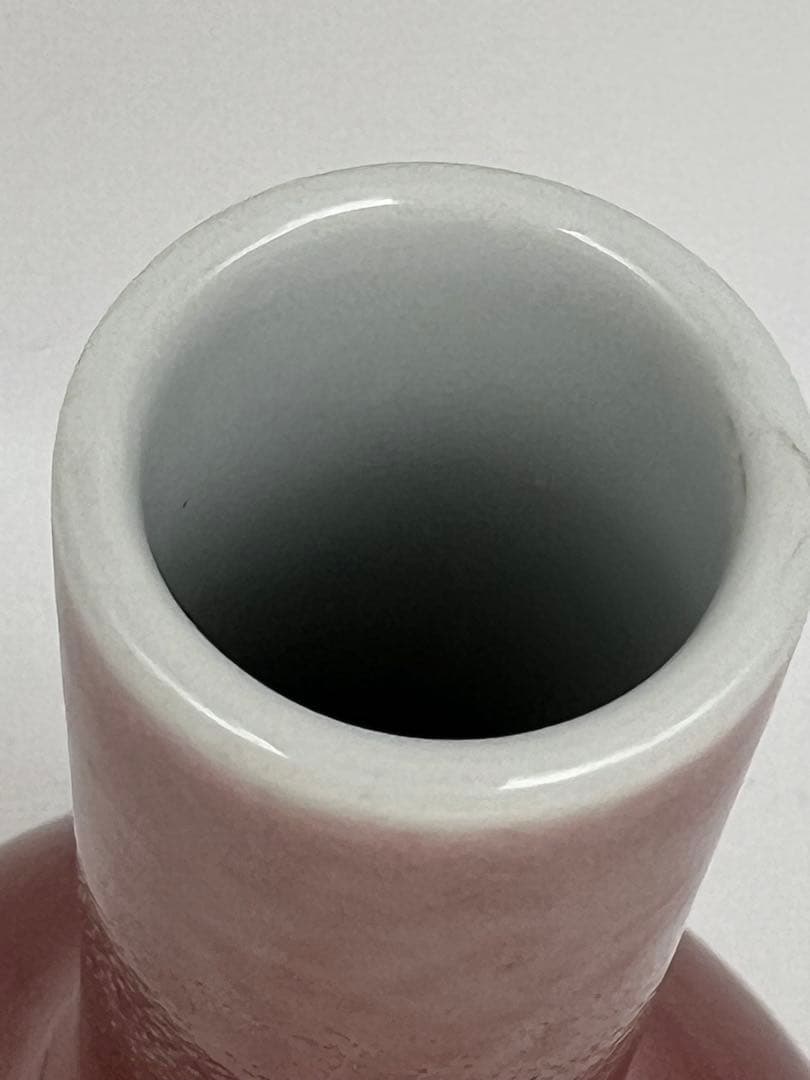 中国清朝　乾隆年製紅釉長頸瓶骨董　唐物　アンティーク　古美術品　骨董　江戸　青磁