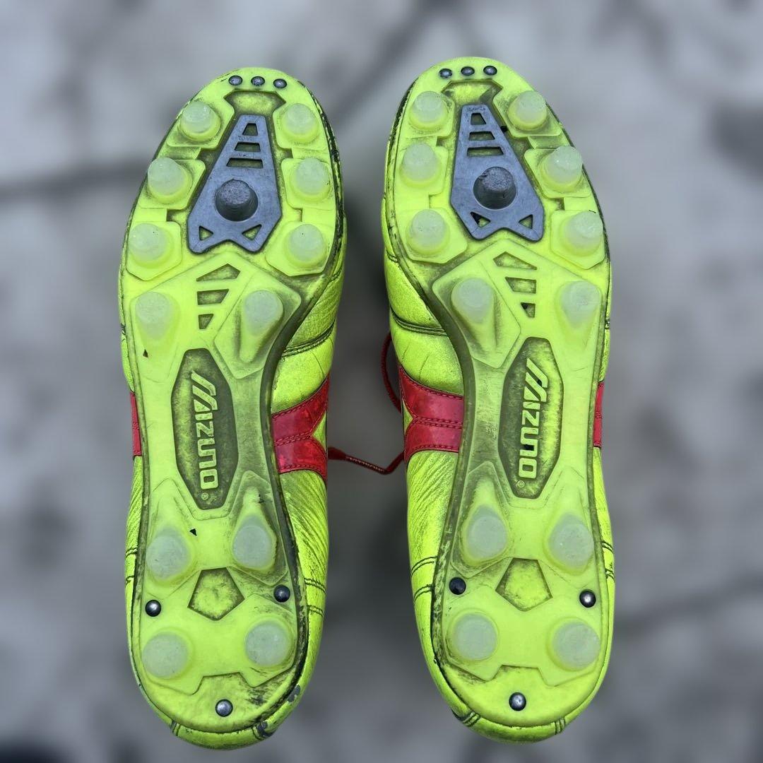 ミズノ サッカースパイク モレリアⅡ イエロー・レッド