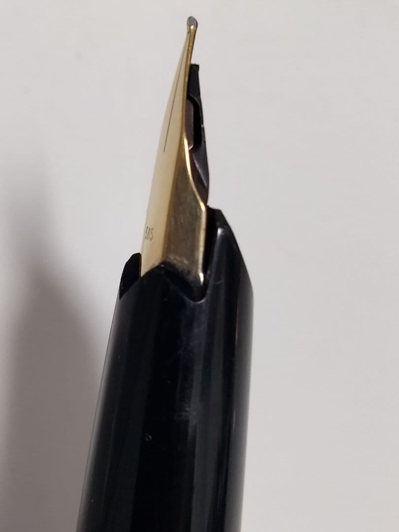 モンブラン Montblanc 227 万年筆 黒と金 14金 585