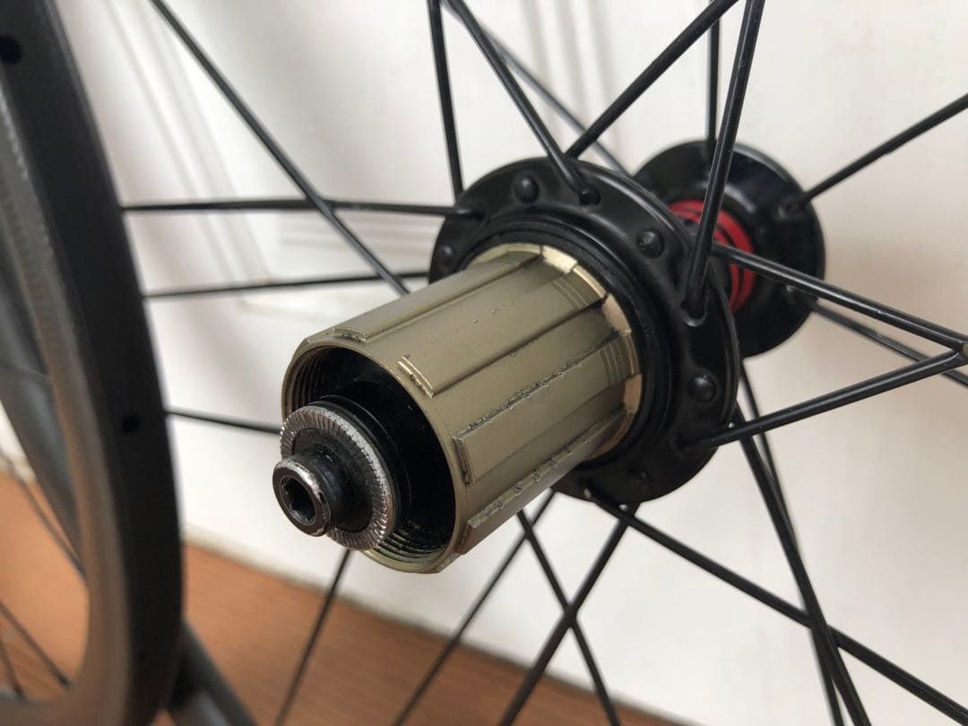 1400g!カーボンクリンチャーホイール 40mmハイト リム幅23mm 美品