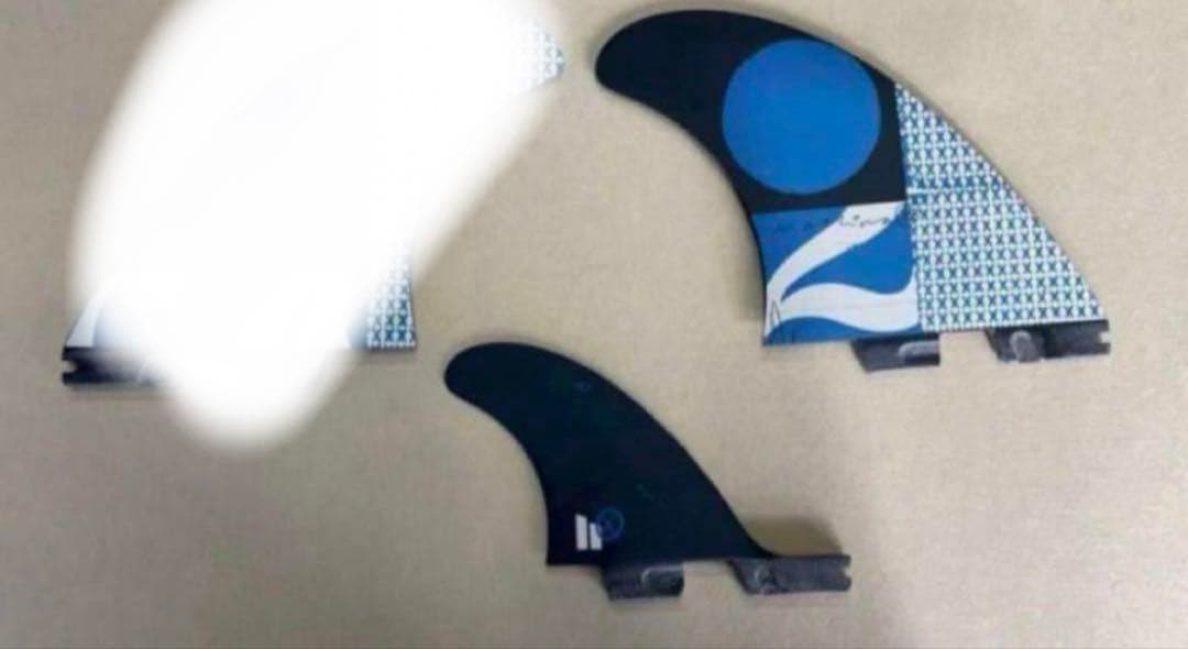 【未使用品】FCS x Deus Hui サーフボードフィン ⚠️2枚のみ