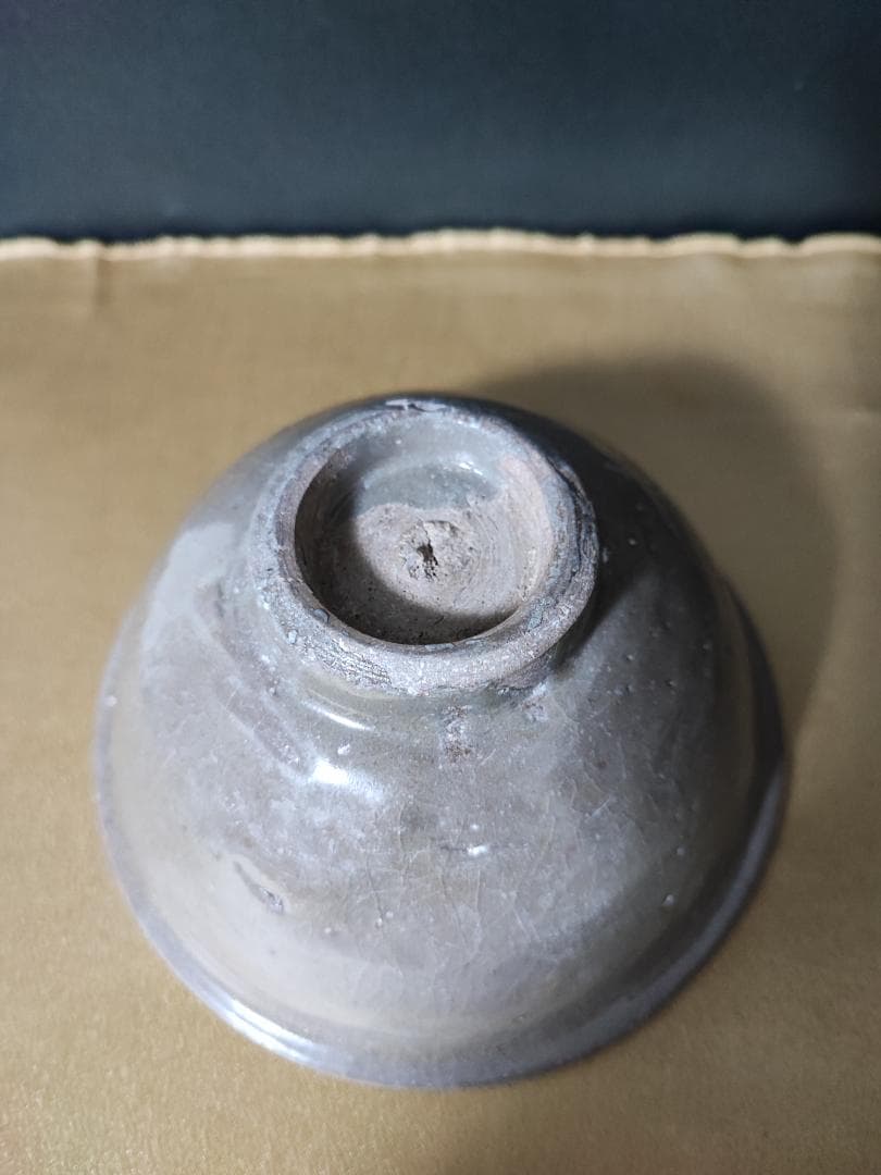 中国骨董品　明時代　龍泉窯　茶碗　箱付き