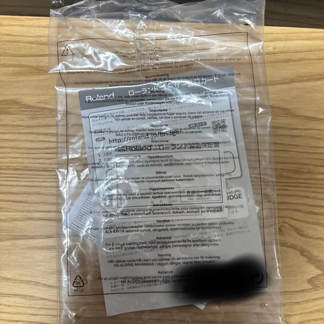 BOSS GT-1 マルチエフェクター　純正ケーブル箱付き