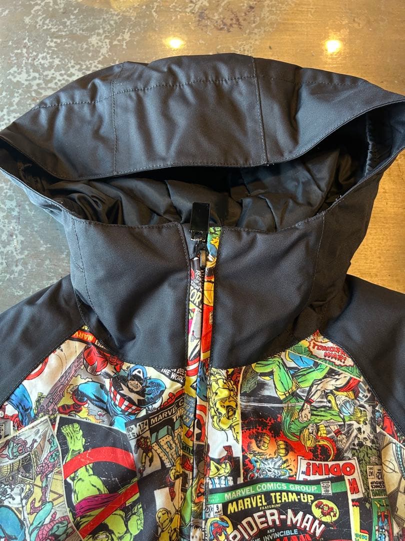BURTON MARVEL 子ども用スノーボードウェア