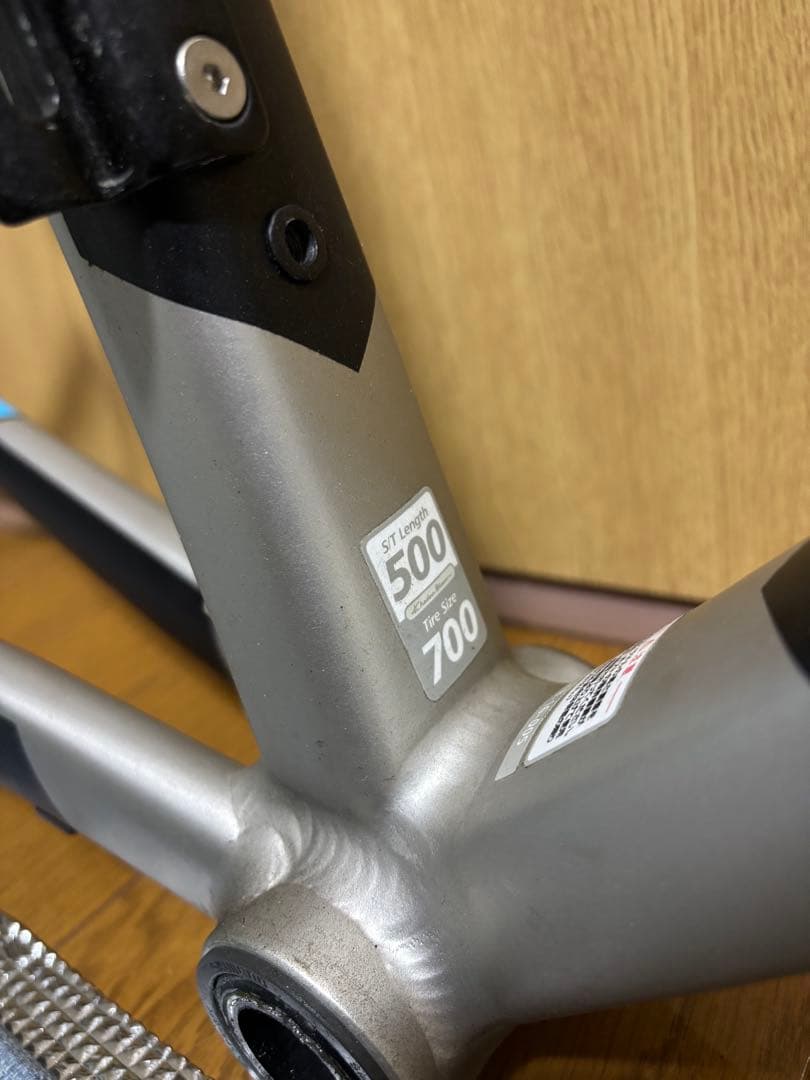 【エラー品、送料込み】khodabloom farna sl