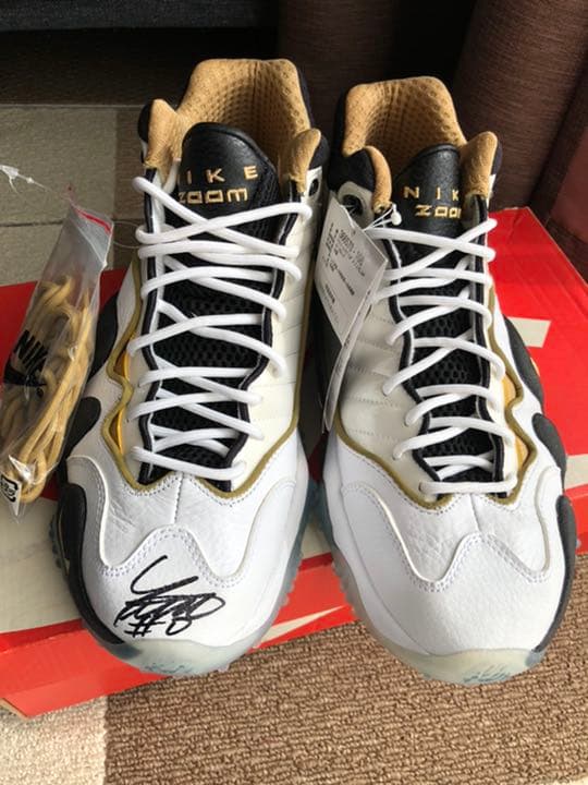 田臥サイン付き☆ZOOM UPTEMPO V PREMIUM