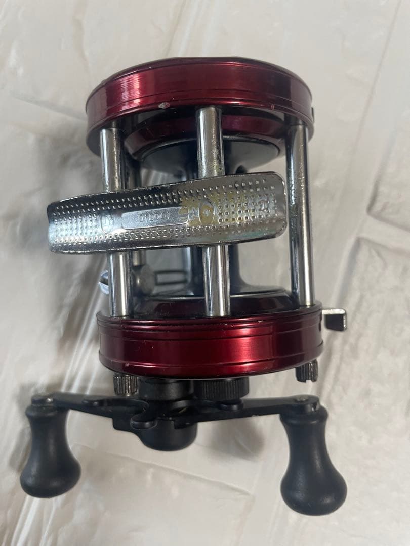 Abu Garcia 赤色 リール