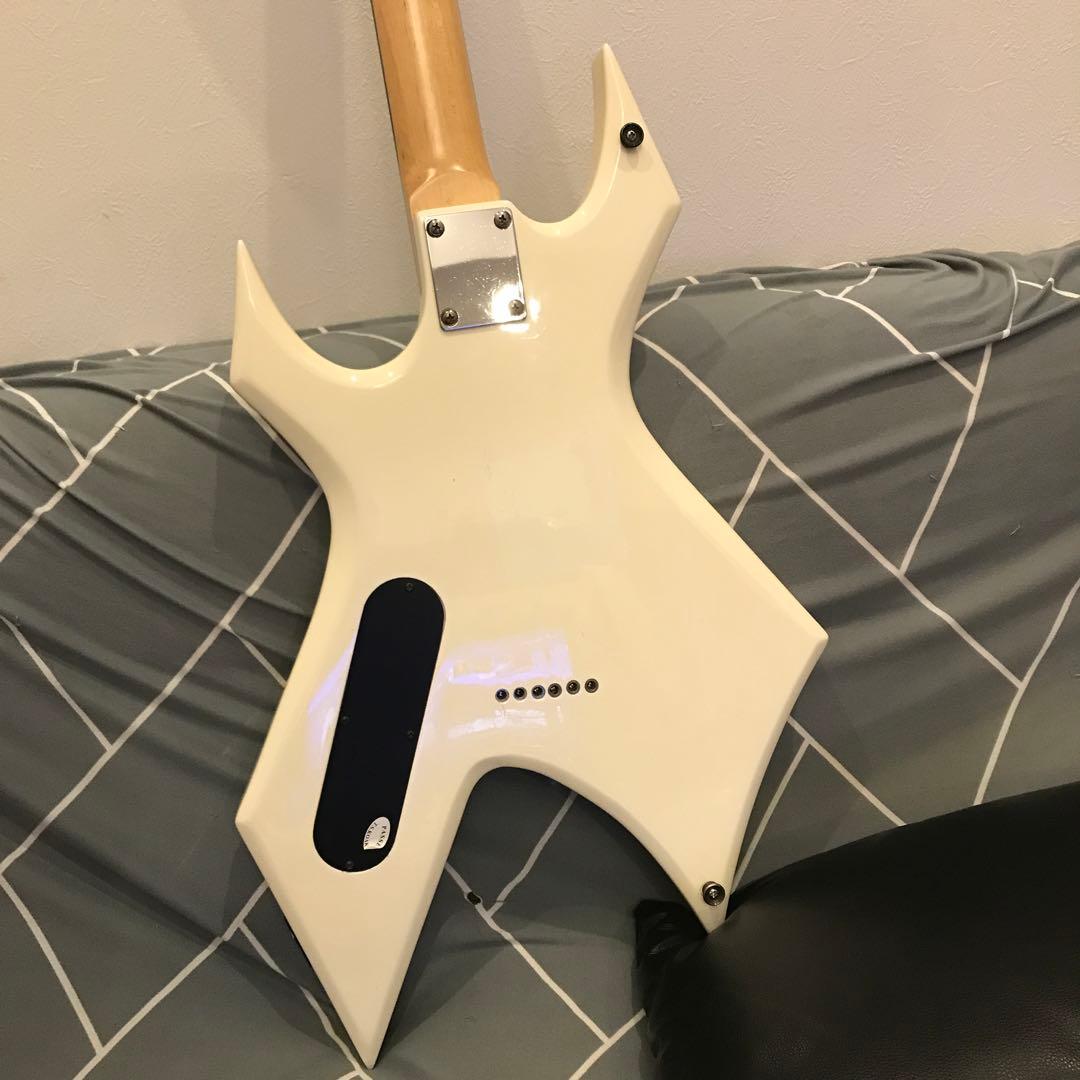 BC Rich ワーロック エレキギター 白