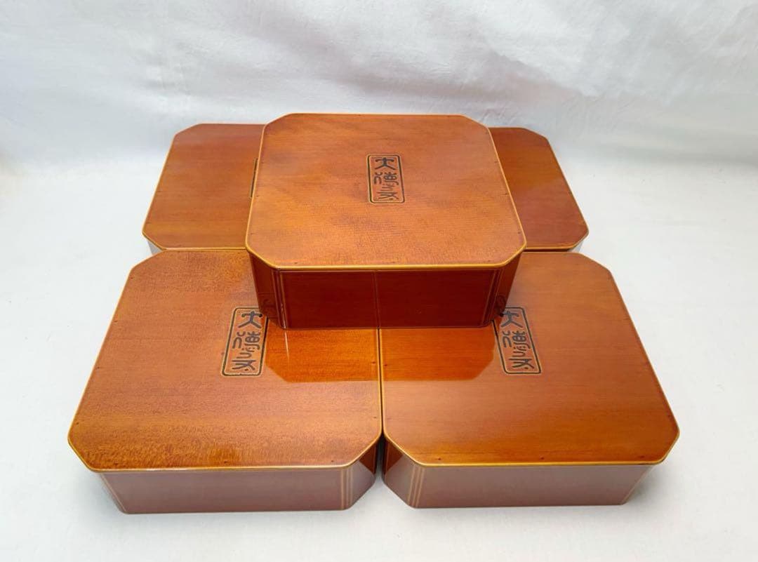 ほぼ未使用 懐石道具 飛騨春慶塗 大徳寺 縁高重箱 五客揃 刻印有 紙箱