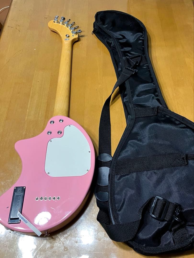 Fernandes エレキギター ピンク ケース付き