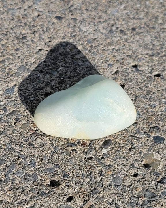 海石　糸魚川　翡翠　市振　アイスジェイド　コバルト　青　グリーン