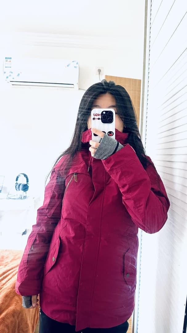 新品Roxy XSサイズ スキー スノーボード 兼用ジャッケット 女性 ロキシー