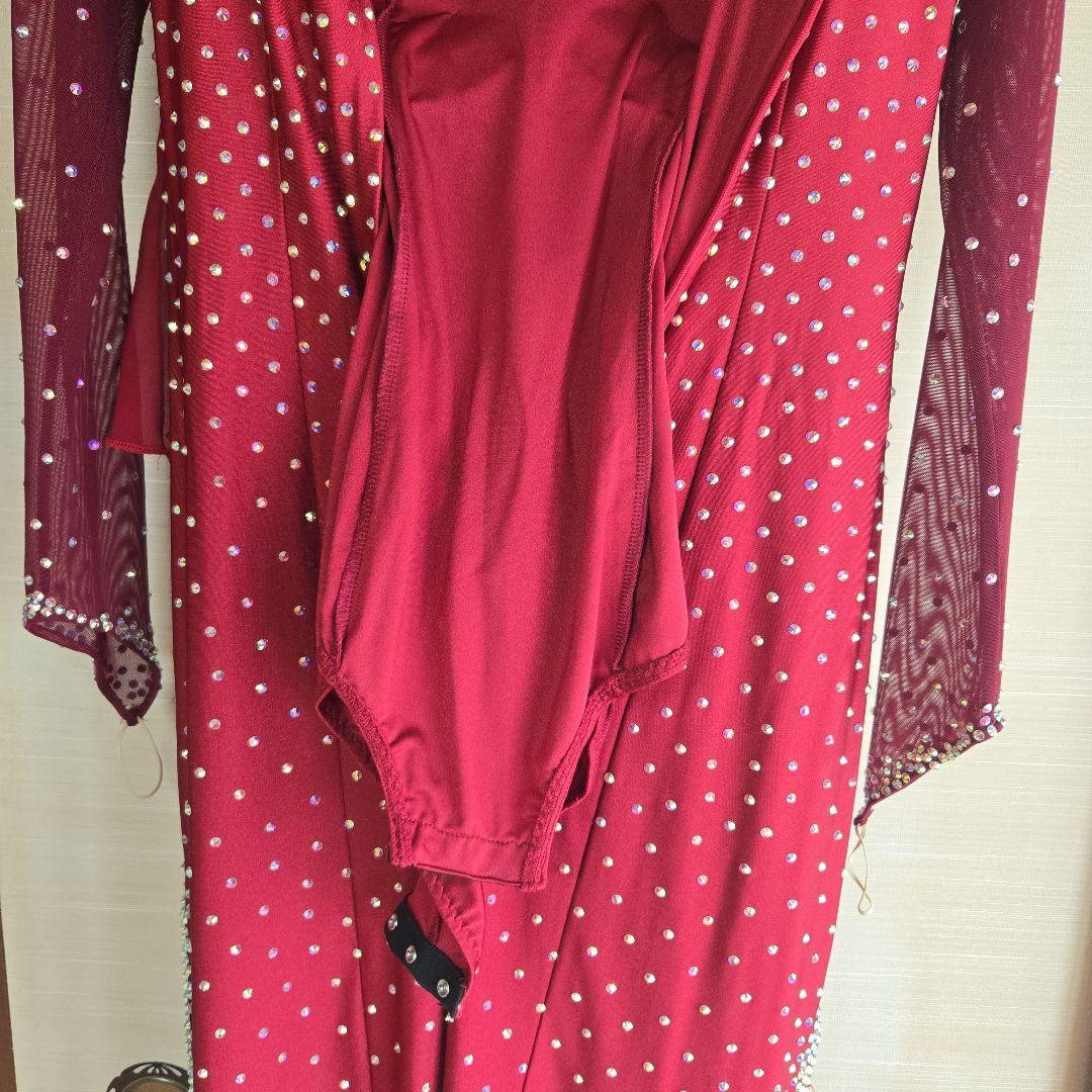 赤いビーズ装飾社交ダンスドレス