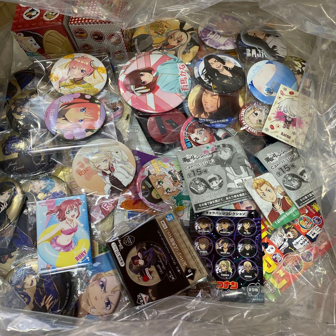 アニメキャラクターグッズ まとめ売り 缶バッジ アクスタ ラバスト 美少女