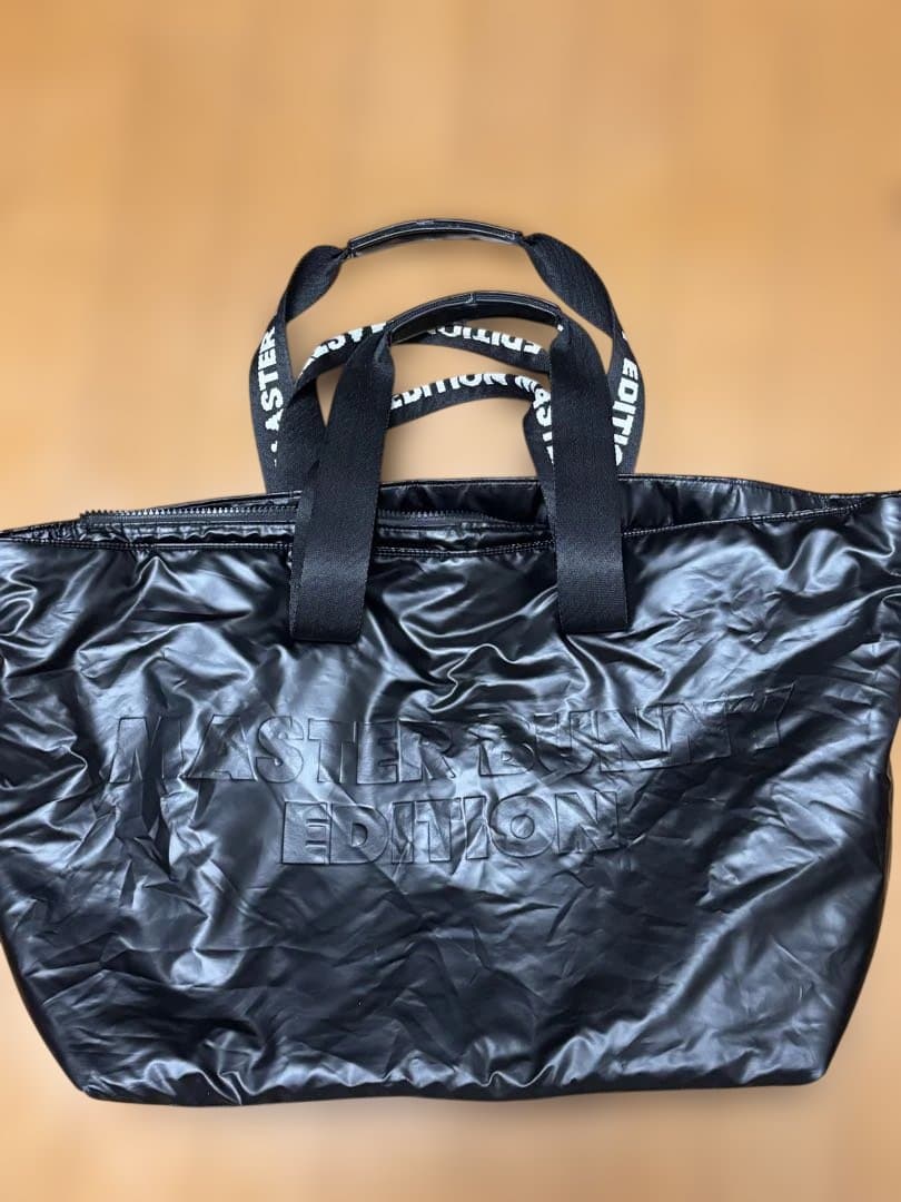 MASTER BUNNY EDITION ロッカーバッグ