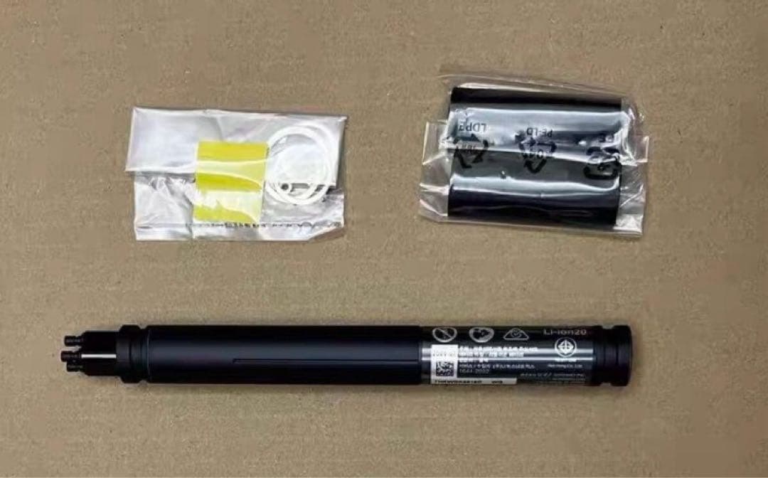 未使用品　SHIMANO Di2 BT-DN300バッテリー