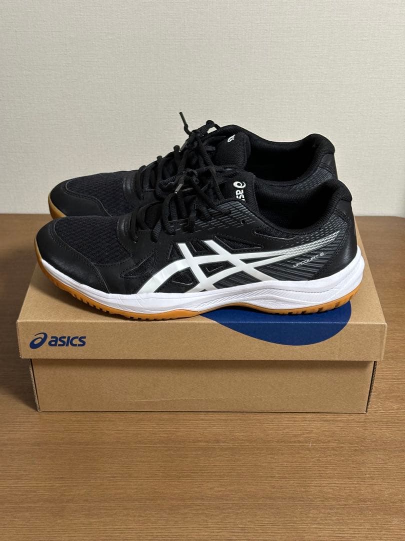 ASICS UPCOURT6 ブラック/ホワイト28.5㎝